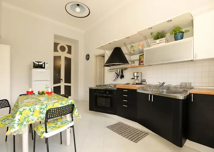 Estate4home - Casa Chiarina Апартаменты Сорренто