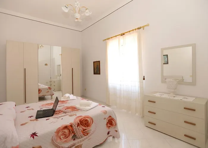 Estate4home - Casa Chiarina * Сорренто