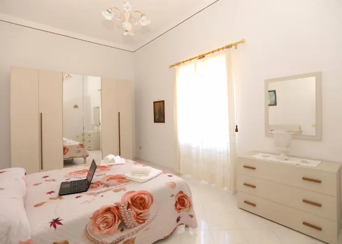 Estate4home - Casa Chiarina Апартаменты *